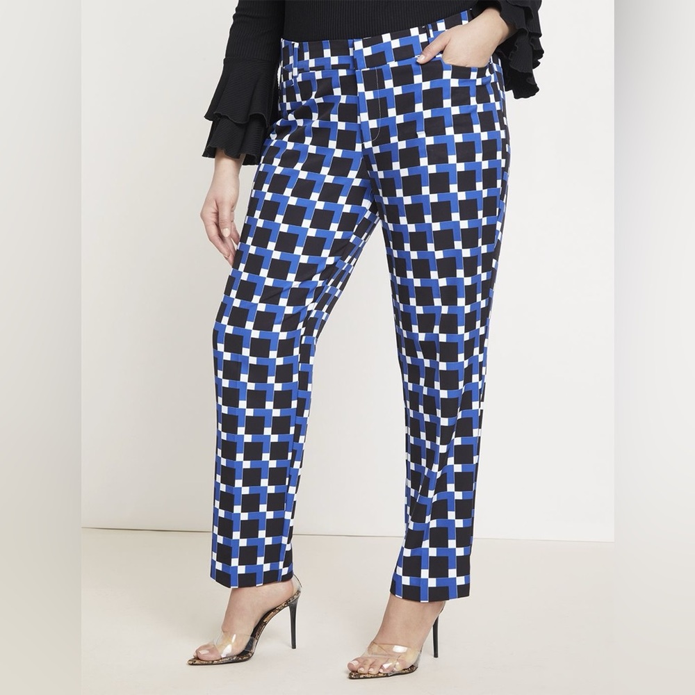 Eloquii’s The Kady Ankle Stretch Trouser